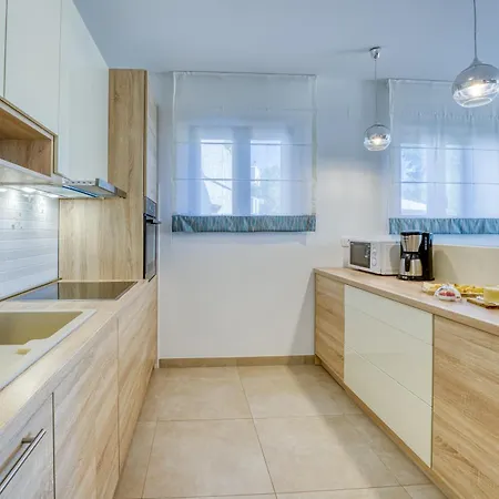 아파트 Mare With Private Pool And Garden - Happy 말린스카