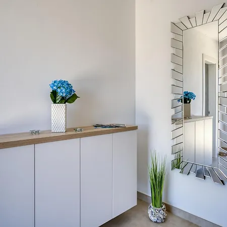 Apartament Mare With Private Pool And Garden - Happy Malinska