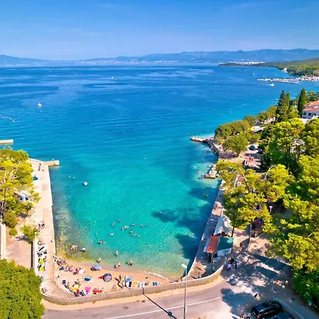 Mare With Private Pool And Garden - Happy Apartament *