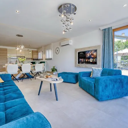 شقة Mare With Private Pool And Garden - Happy