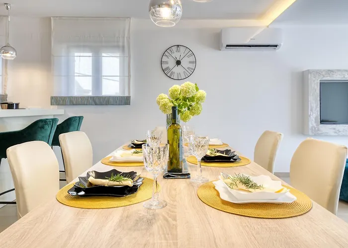 Apartment Mare With Private Pool And Garden - Happy *